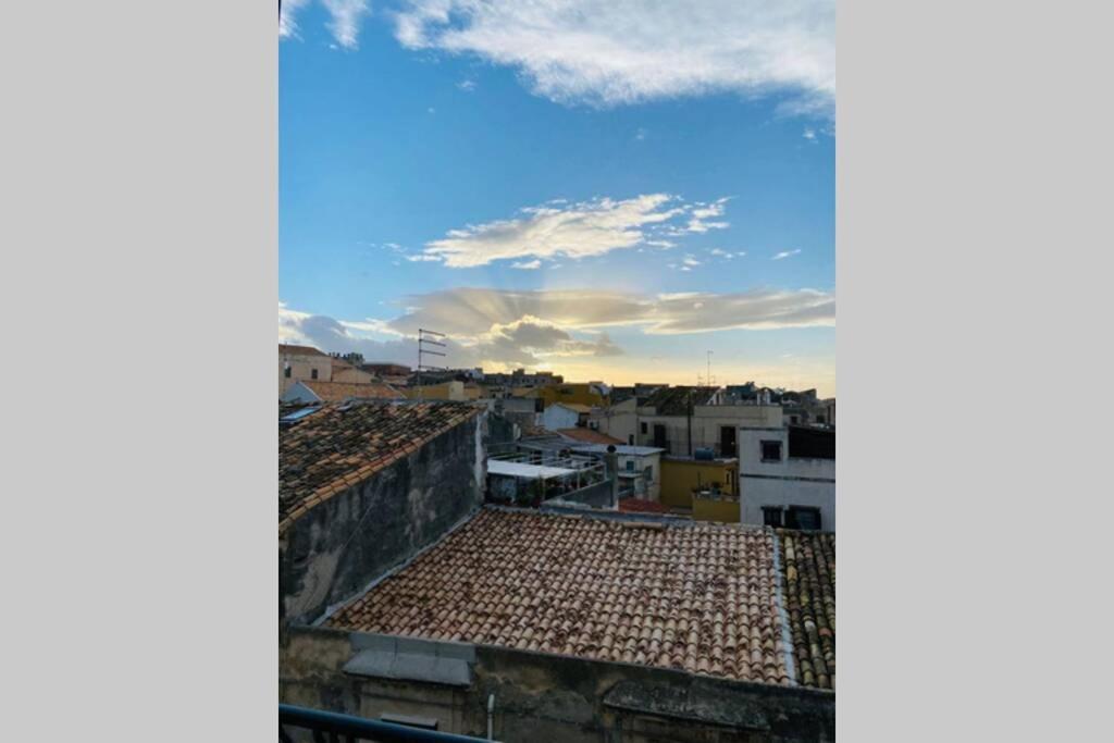 Vicolo A Mare Apartment Syracuse Bagian luar foto